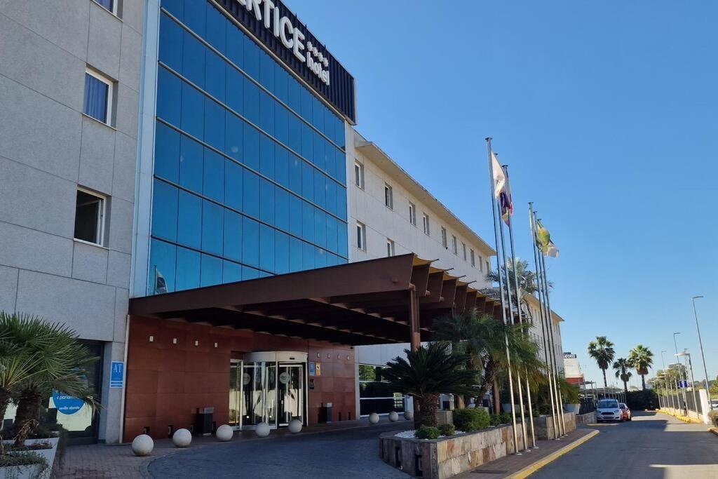 בורמוחוס Apartment With Free Parking And Pool מראה חיצוני תמונה