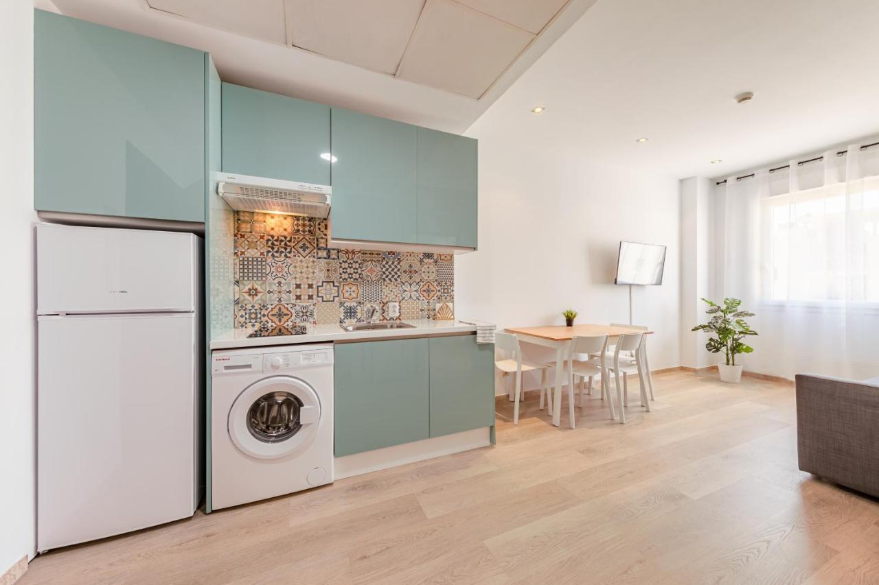 בורמוחוס Apartment With Free Parking And Pool מראה חיצוני תמונה