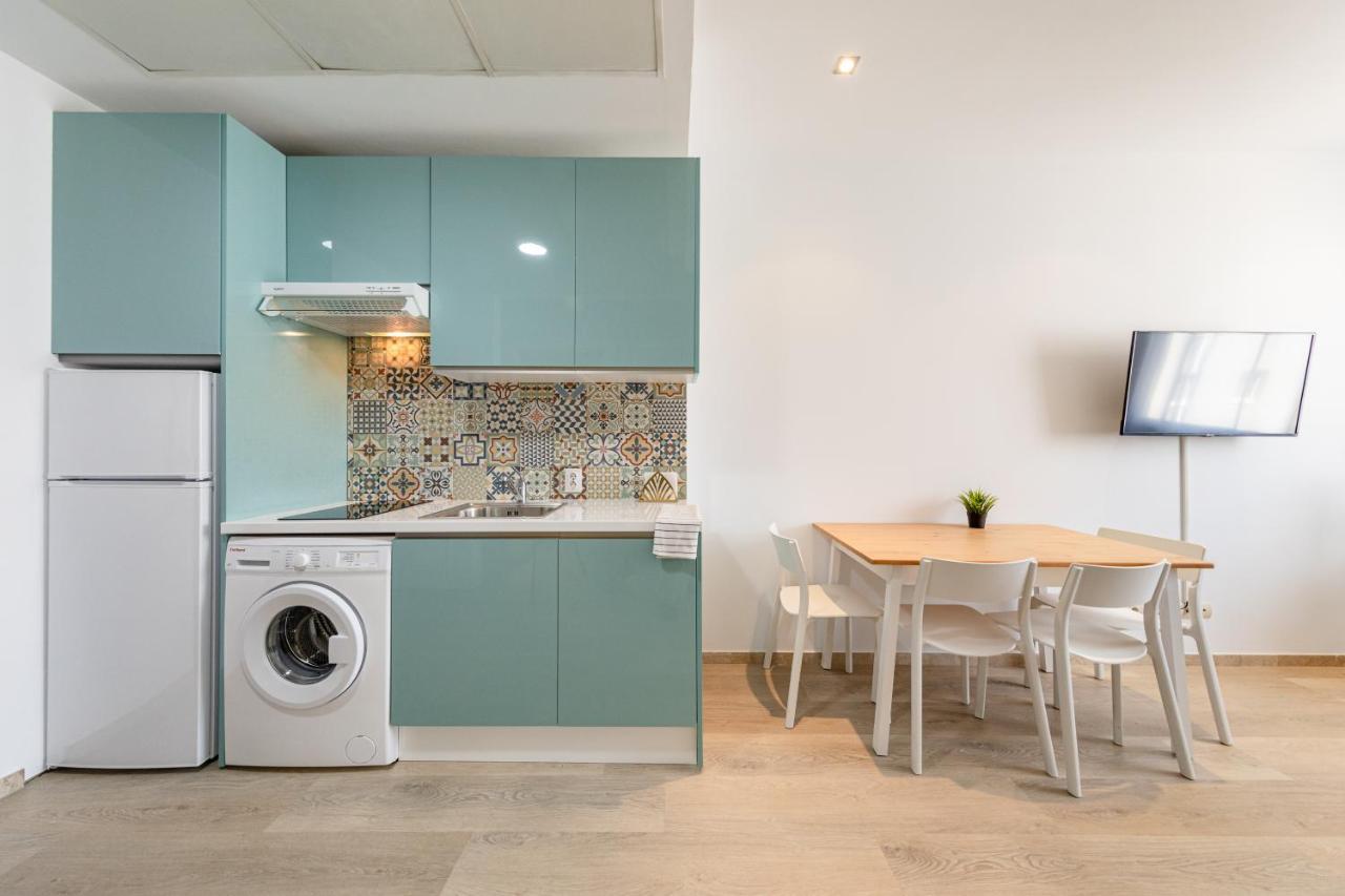 בורמוחוס Apartment With Free Parking And Pool מראה חיצוני תמונה