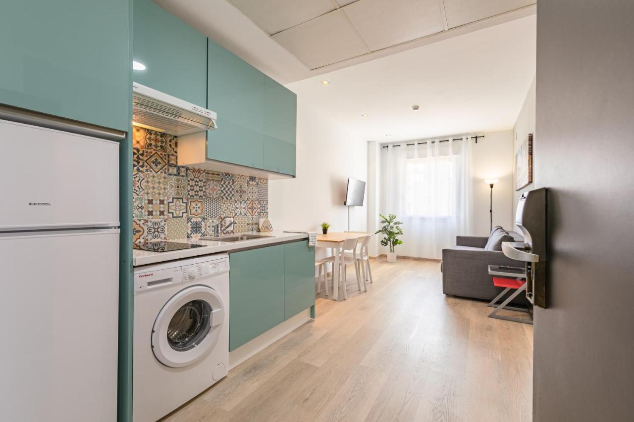 בורמוחוס Apartment With Free Parking And Pool מראה חיצוני תמונה